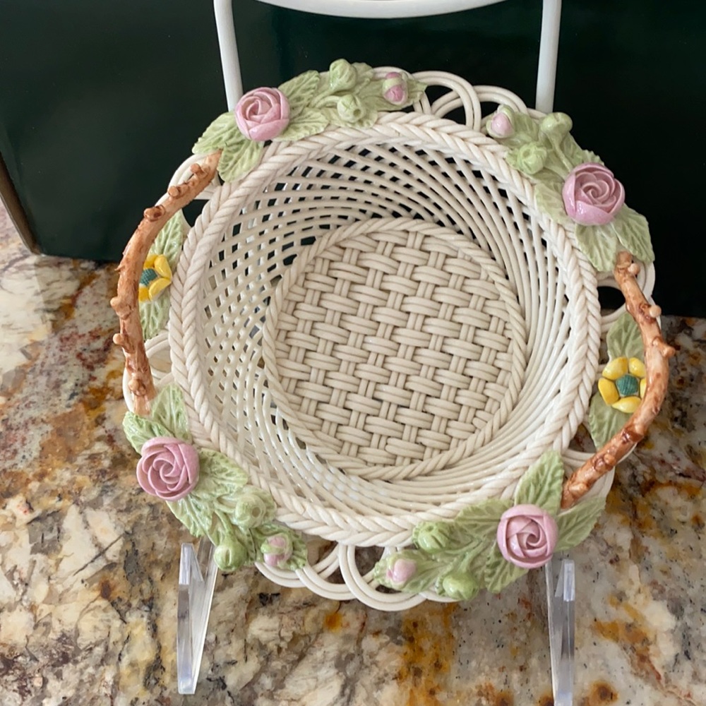 Collectible beleek rose bowl